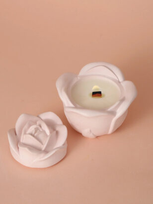 Ароматная свеча "Роза" - Ваниль и пачули