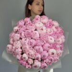 Моно букет из пионов "Сара Бернар"