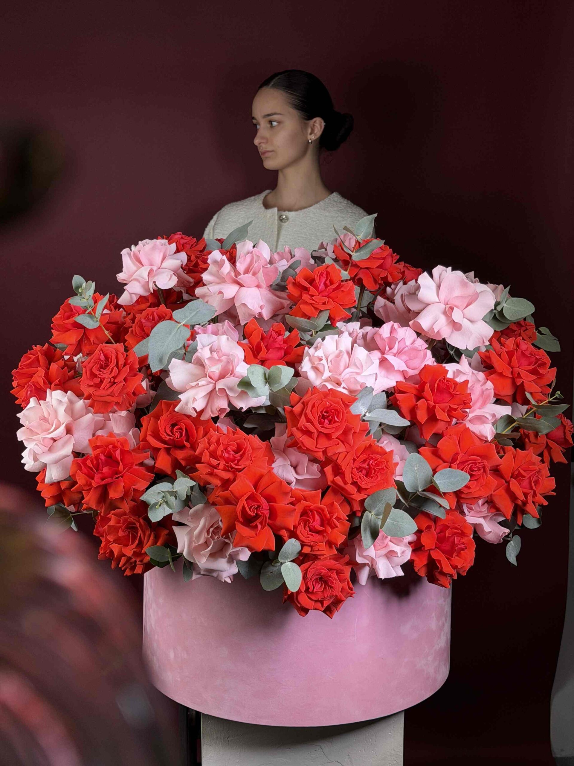 IMG_3121 Коробка из французских роз "Нина и Би Свит" — изображение 1