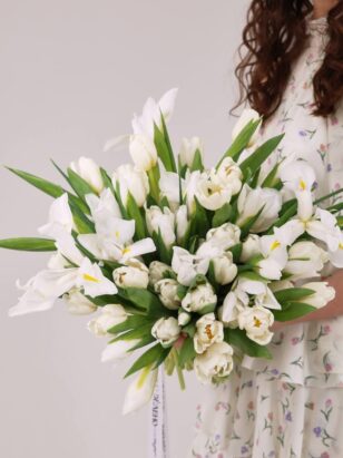 Дуо ирисы и тюльпаны — изображение 2